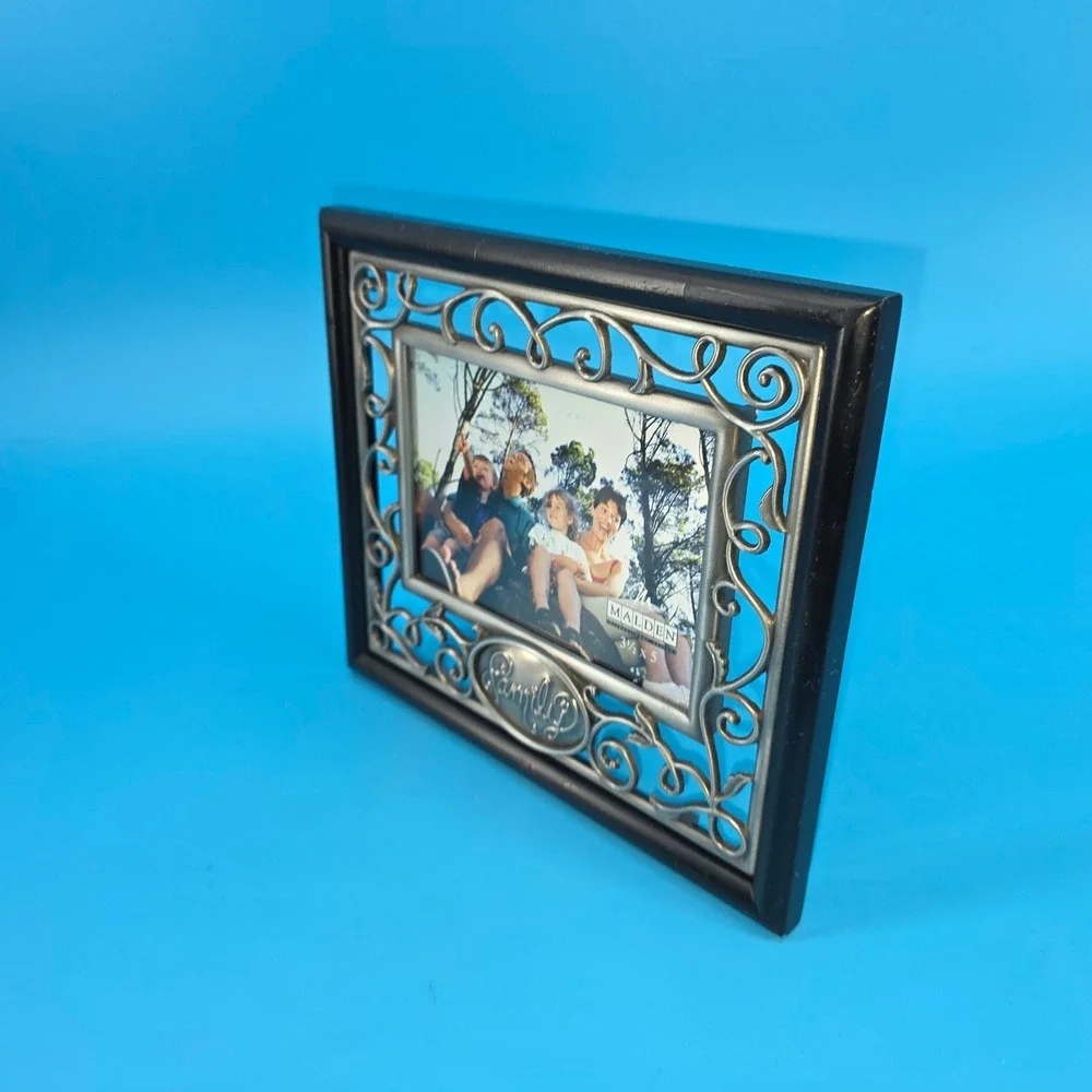 Malden‎ Family Picture Frame Silver Filigree Black Border 3.5x5 Tabletop Display